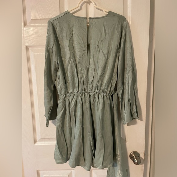 NWT Entro Sage Green Romper - Picture 6 of 9
